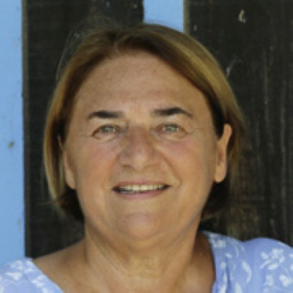 DES ESGAULX Marie-Hélène